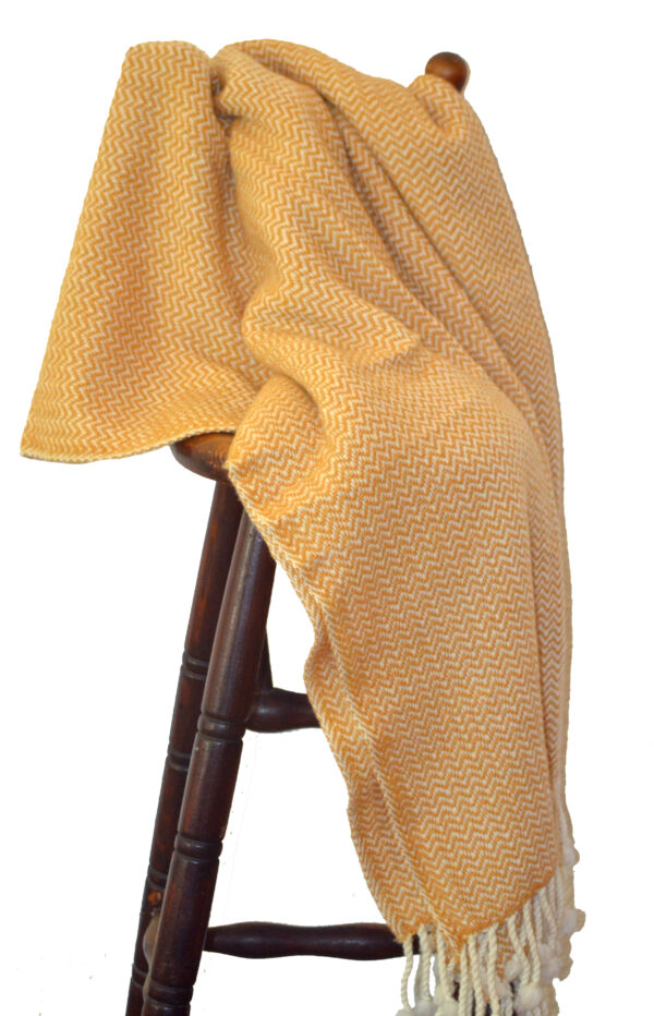 Merino wool Throw Yellow ZigZag - Image 5