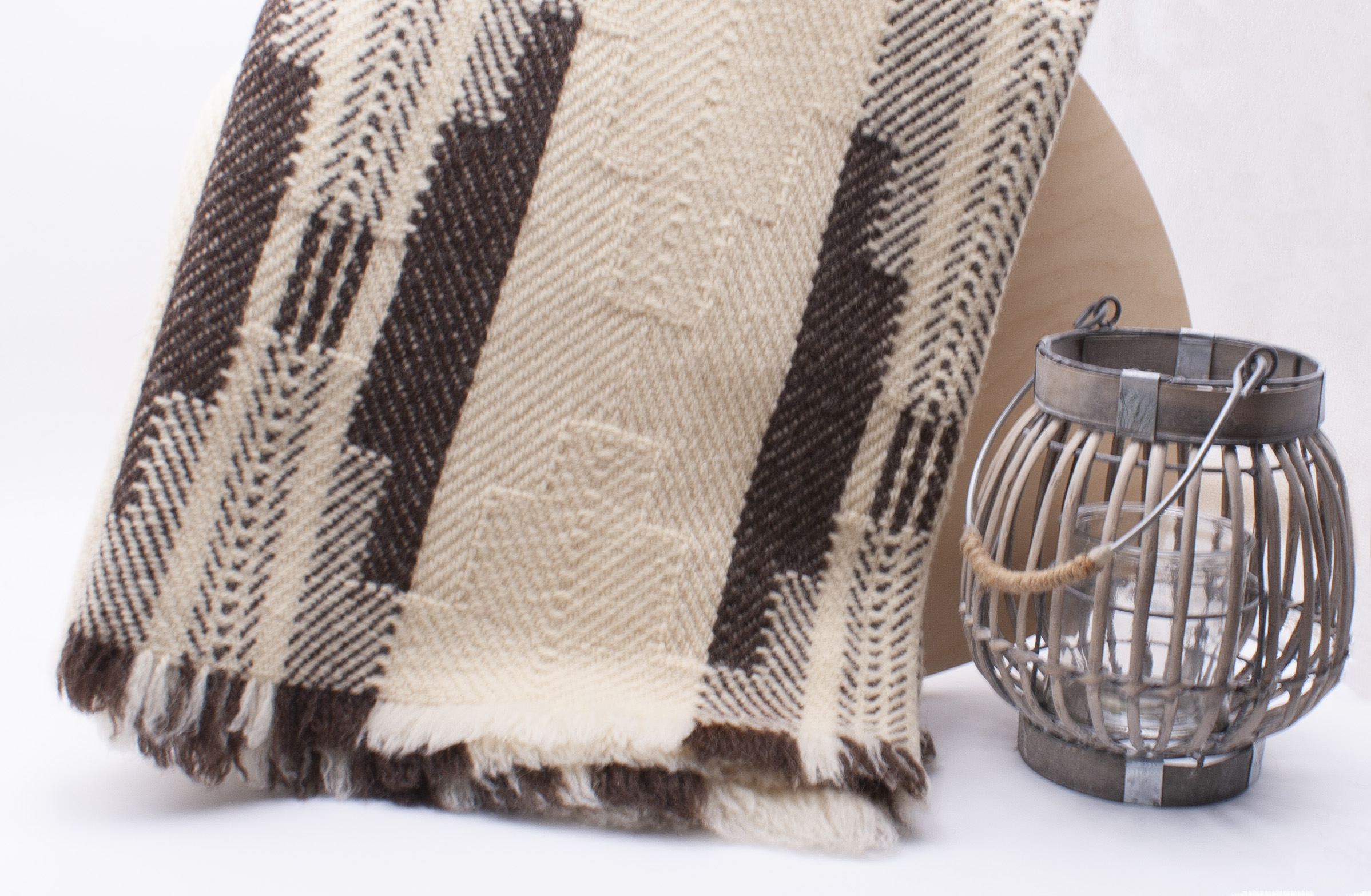 Virgin wool Throw Shevitza