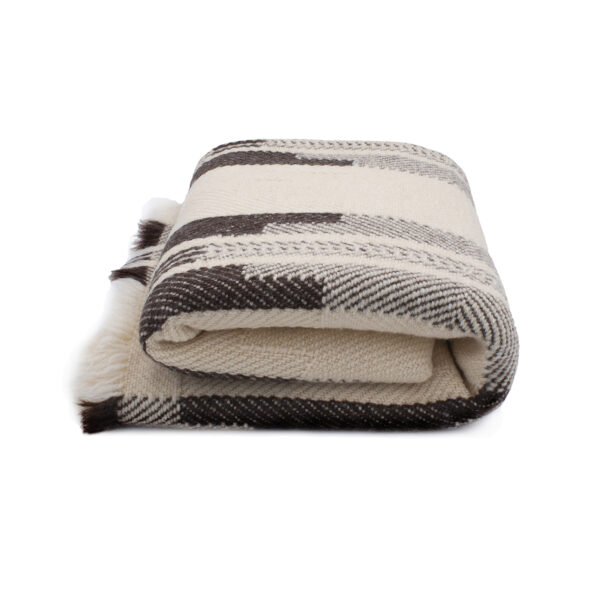 Virgin wool throw blanket Shevitza